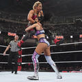 Indi Hartwell vs Zoey Stark | Monday Night Raw - wwe photo