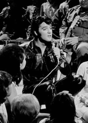  Elvis during his ‘68 Comeback Special on NBC | Photographs سے طرف کی Gary Null