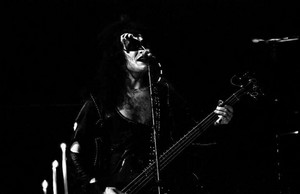  Gene (NYC) March 23, 1974 (KISS Tour)