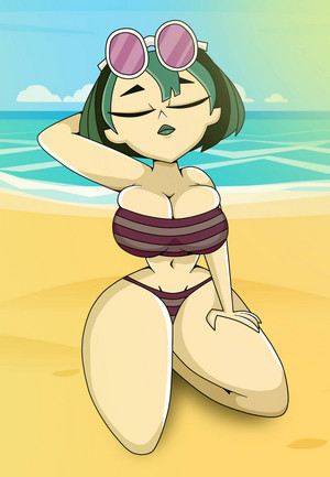  Gwen On The समुद्र तट