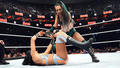 Indi Hartwell vs Roxanne Perez | Monday Night Raw | April 8, 2024 - wwe photo