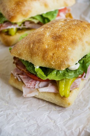  Italian Deli sandwich, bánh sandwich