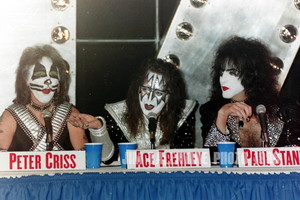  Kiss (NYC) April 16 1996 (Reunion press conference aboard the USS Intrepid)