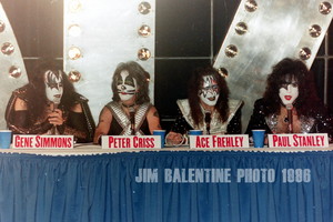  kiss (NYC) April 16 1996 (Reunion press conference aboard the USS Intrepid)