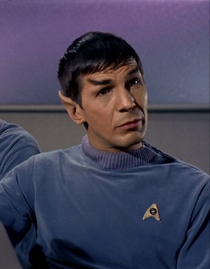  Leonard Nimoy as Spock | estrela Trek
