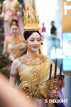 Minnie at Songkran Festival in Thailand