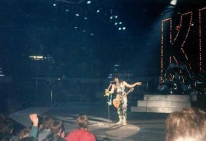  Paul ~Hammond, Indiana...March 30, 1986 (Asylum Tour)
