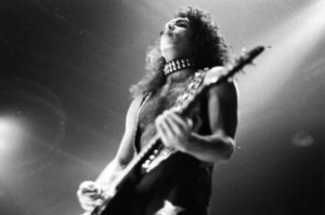  Paul ~Ontario, Canada...April 23, 1976 (Alive Tour)