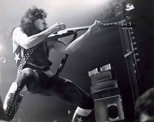 Paul ~Ontario, Canada...April 23, 1976 (Alive Tour)