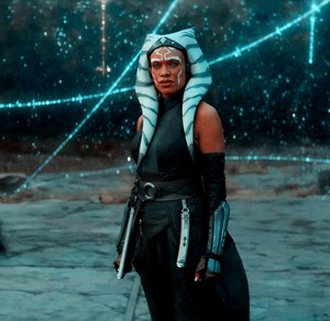  Rosario Dawson as Ahsoka Tano | ngôi sao Wars: Ahsoka