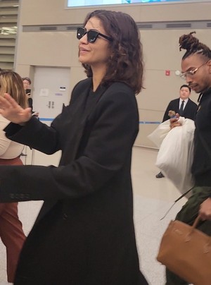  Zendaya ♡ arrives in Seoul, South Korea for Dune: Part Two premiere