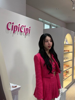  Chaeyoung at Cicicipi Brand Event in Japon