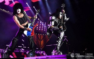 Paul and Gene ~Mascow, Russia...May 1, 2017 (KISS World Tour Kickoff)