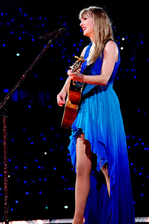  Taylor 迅速, 斯威夫特 ♡ The Eras Tour | Paris, France: París La Défense Arena | May 10, 2024