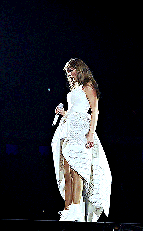  Taylor cepat, swift ♡ Who's Afraid of Little Old Me? | The Eras Tour | Paris, France | May 9, 2024