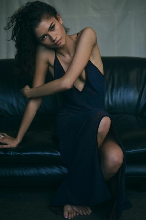  Zendaya ♡ Styled سے طرف کی Law Roach | Photographer: Josh Olins | Vogue Australia | May 2024