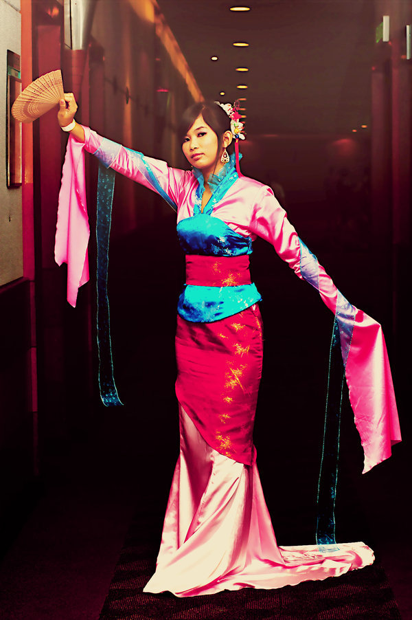 If You Decided To Make A Mulan Cosplay Which Of Her Dresses.