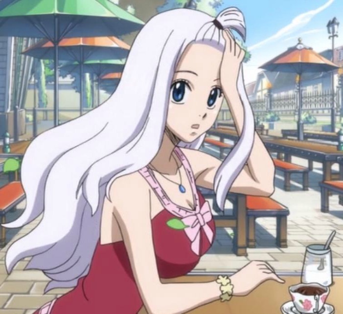 Who Is A Better Model Jenny または Mirajane Fairy Tail フェアリーテイル ファンポップ