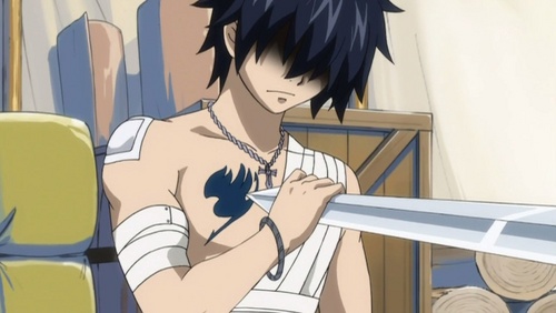  Who's holding the sword to Gray? (Fairy Tail)