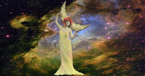  ☾Who is considered the 'Roman' goddess of the moon?