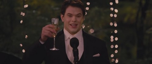  Emmett was the first one who had speech in the wedding.