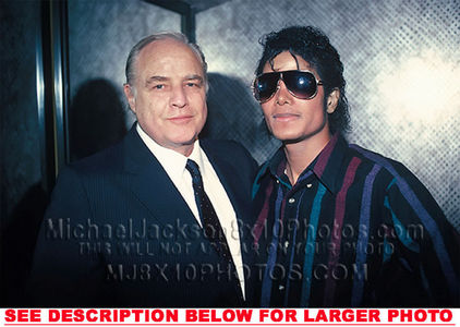  Who is this legendary actor and close friend in the photograph with Michael