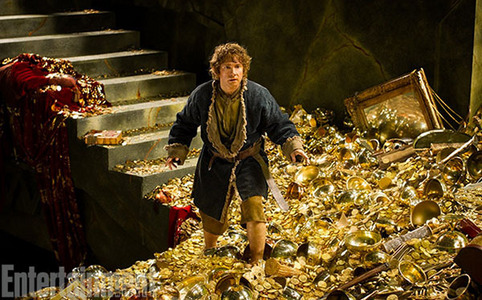  DOS - Who gave Bilbo the blue outfit?