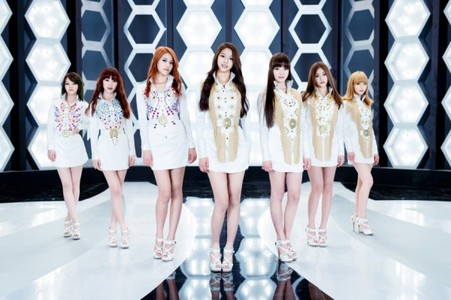  What was AOA's debut song?