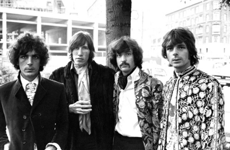 Pink Floyd: Which song doesn't belong? 