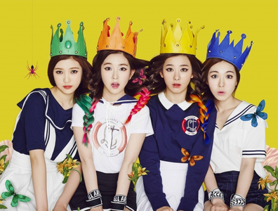  Under which company Red Velvet debuted?
