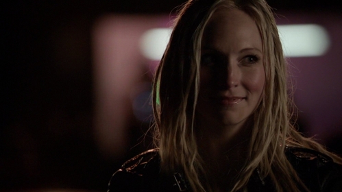  Who does Caroline kidnap in "The Downward Spiral" (6x16)?