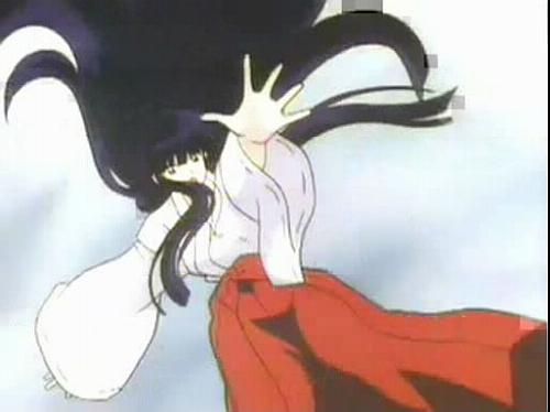 How many times did Kikyo fall from a cliff?