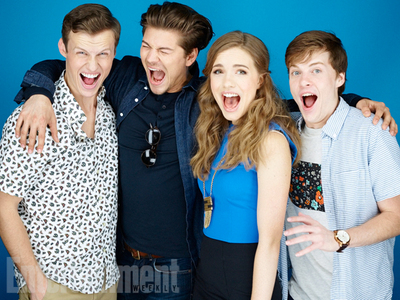  San Diego Comic-Con 2015's cast portraits: what tunjuk are they from?