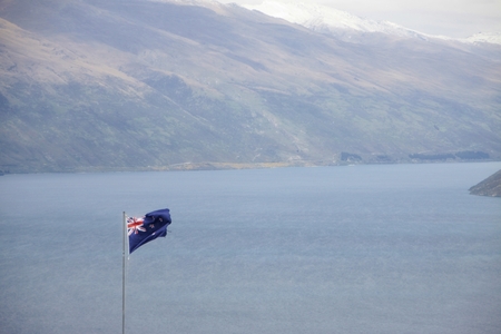  What is New Zealand’s largest lake?
