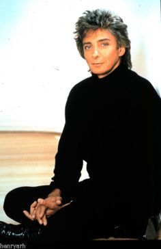  Barry Manilow was a featured performer in a tribute at the 1984 American musik Awards