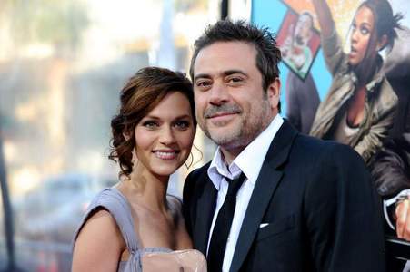  What is the age difference between Hilarie and Jeffery Dean Morgan?