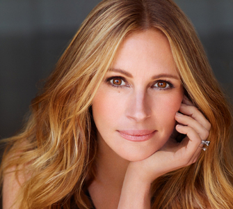 Which movie has Julia Roberts NOT appeared in?