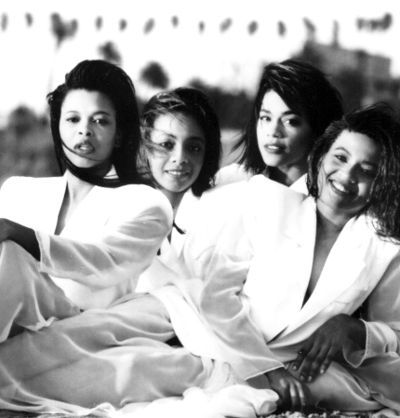  En Vogue supplied the backing vocals on the 1993 hit song, Whatta Man