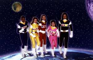 In what order did the other four Space Rangers grab their morphers?
