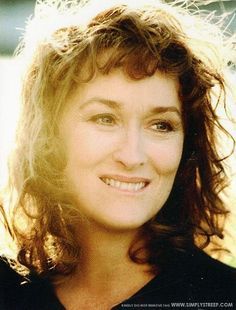 Which singer co-starred opposite Meryl Streep in 'Music of the Heart' ?