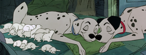  In which 月 were Perdita and Pongo's 小狗 born?