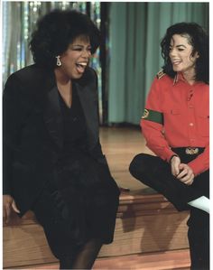  What jaar did Oprah Winfrey interview Michael Jackson