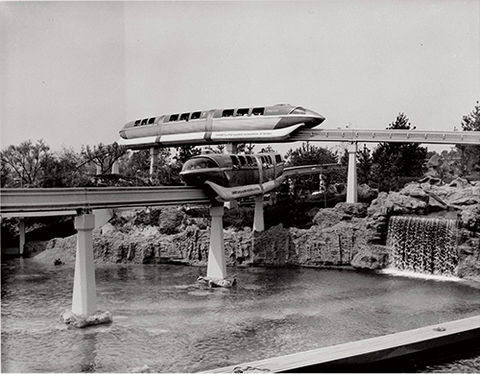  What taon did the monorail open to public back in Disneyland