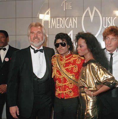 Backstage at the 1984 American Music Awards