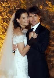 On Oct 6, 2005,they said they were expecting a child,Suri she was born in April 2006.When did they get married at15th-century Odescalchi Castle in Bracciano, Italy? 