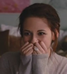  Bella is similig because she saw...