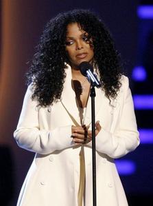  On June 28, 2009, just three days following his passing, younger sister, Janet, paid a cuore wrenching tribute to Michael at the BET awards
