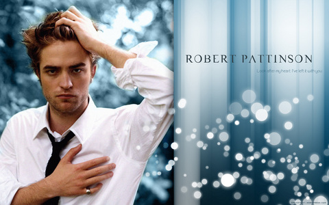  How many songs does Robert sing in Twilight?