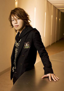  JRock singer T.M.Revolution. Which BLEACH song does he perform?