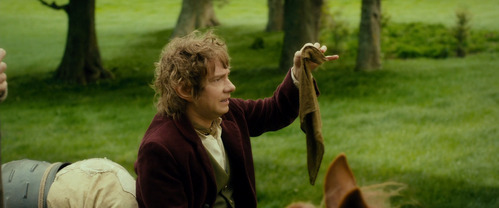  MOVIE: Who gave Bilbo a piece of cloth instead when he needs a handkerchief?